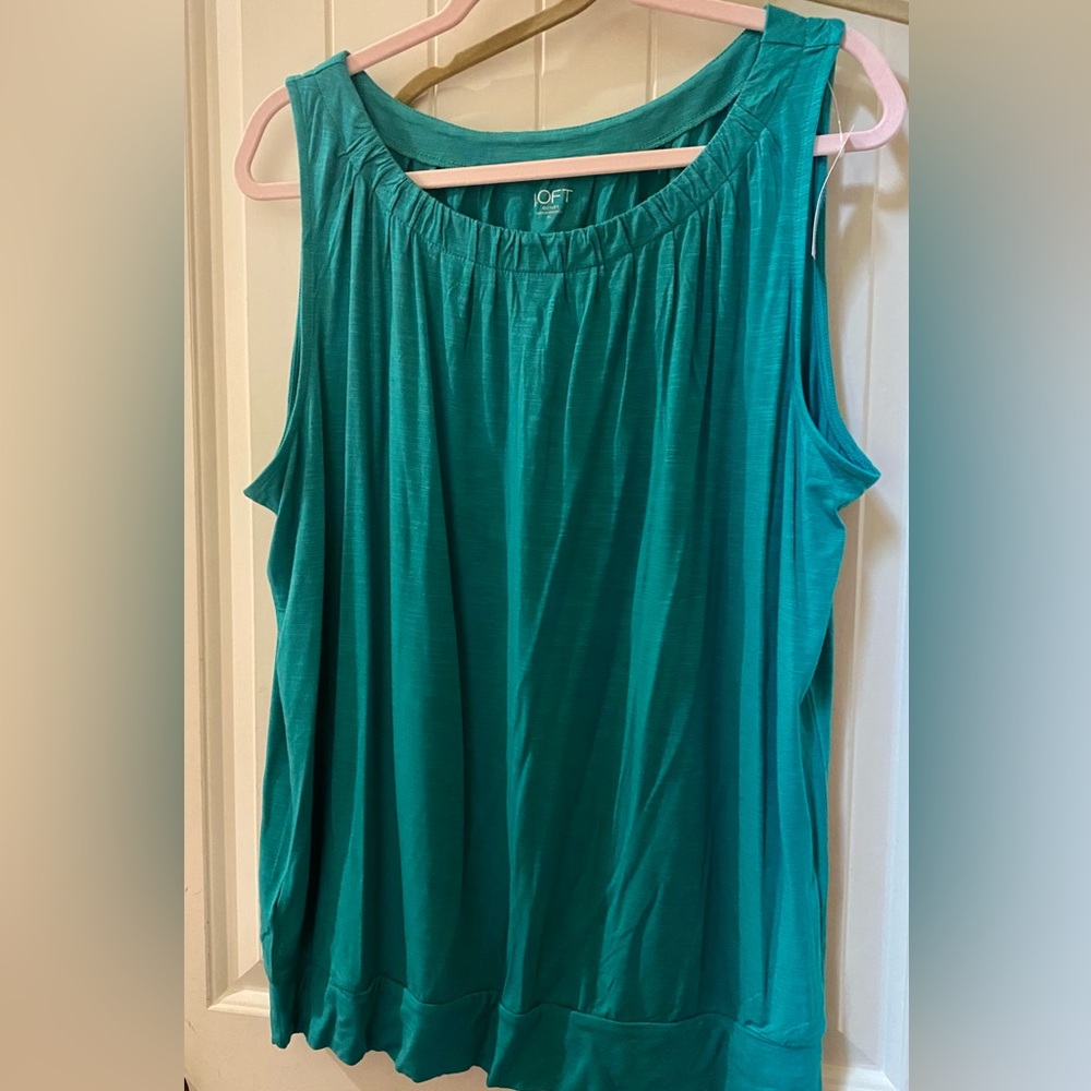 NWT Loft brand knit tank